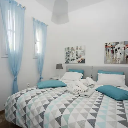 빌라 Avlaki House,stylish In *