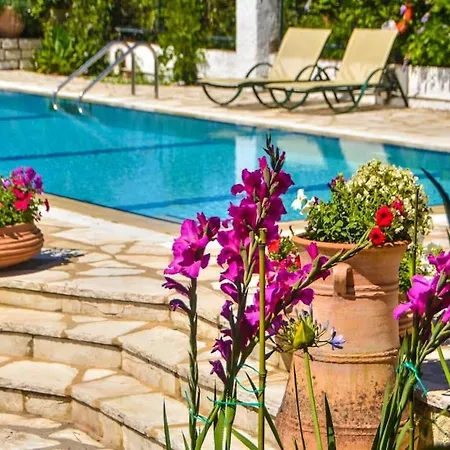 Villa Avlaki House,stylish In